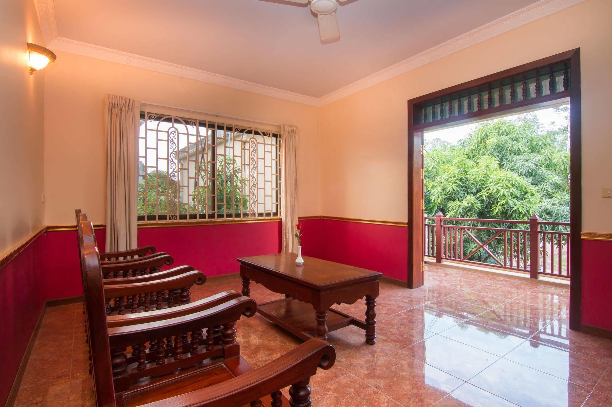Noni Tree Hostel Siem Reap Ngoại thất bức ảnh