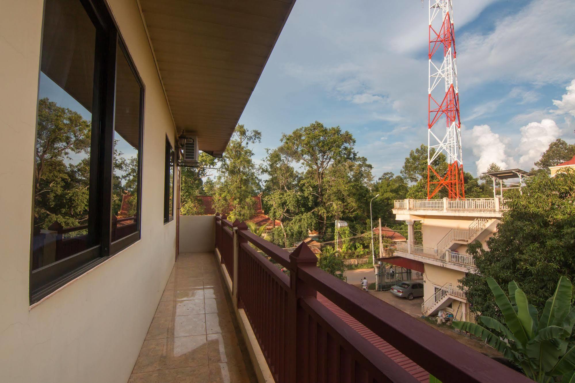Noni Tree Hostel Siem Reap Ngoại thất bức ảnh