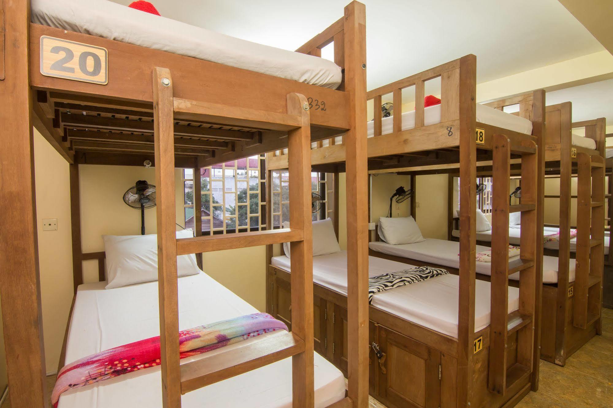 Noni Tree Hostel Siem Reap Ngoại thất bức ảnh